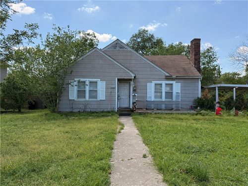 1010 Milner Dr, College Station, TX, 77840-2215 | Card Image