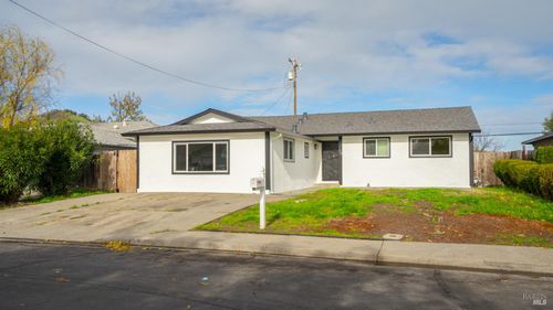 70 Manzanita Drive, Vacaville, CA, 95688 | Card Image