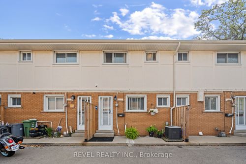 17-1289 Fennell Ave E, Hamilton, ON, L8T1T3 | Card Image