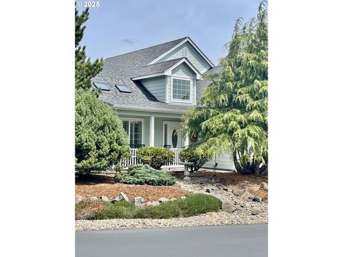 61 Spyglass Ln, Florence, OR, 97439-8955 | Card Image