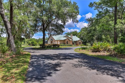 5215 N Honeycreek Ter, Crystal River, FL, 34428-6486 | Card Image