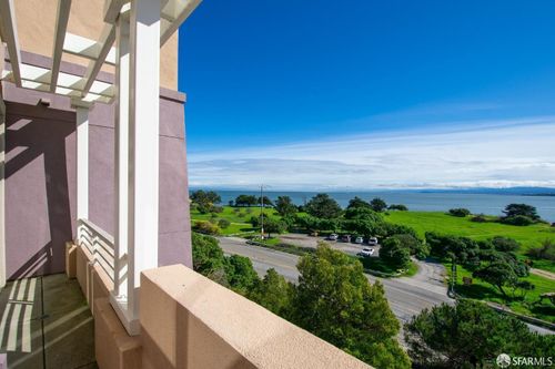 2111-101 Crescent Way, San Francisco, CA, 94134-3362 | Card Image