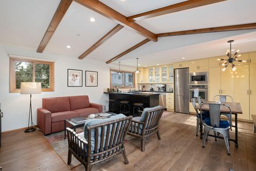 409 Orilla Del Mar, Santa Barbara, CA, 93103-3613 | Card Image