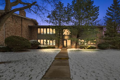 4-376 W Concord Place, Bloomfield Charter Township, MI, 48304 | Card Image