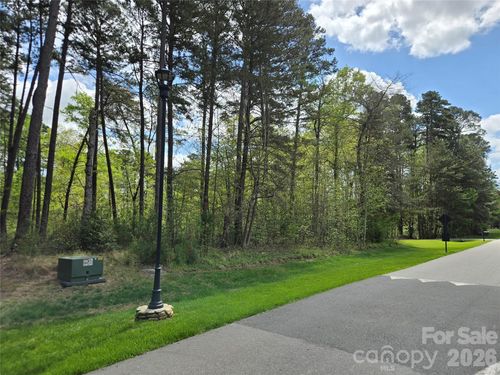 1-147 Heron Bay Dr, Badin Lake, NC, 28127-9182 | Card Image