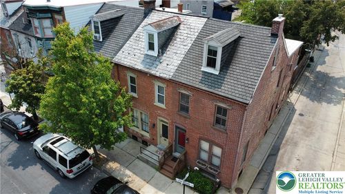 224 N 11th St, Allentown, PA, 18102-3808 | Card Image