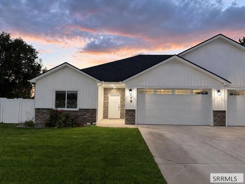 179 Park View Loop, Shelley, ID, 83274-1025 | Card Image