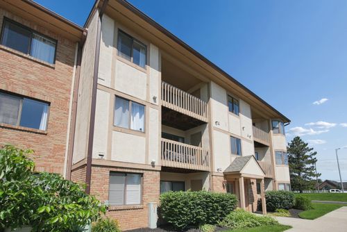 2196g-2196 Hedgerow Road, Columbus, OH, 43220 | Card Image