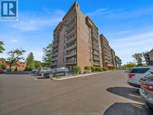 206-3936 Wyandotte St E, Windsor, ON, N8Y4V1 | Card Image