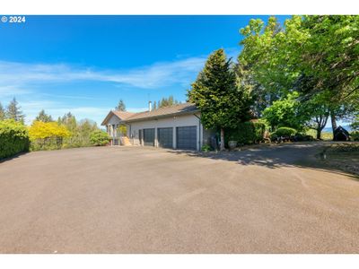 22750 S Springwater Rd, House other with 5 bedrooms, 5 bathrooms and 3 parking in Estacada OR | Image 2