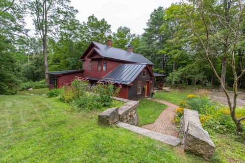 314 Old Mail Rd, Tamworth, NH, 03886-5206 | Card Image