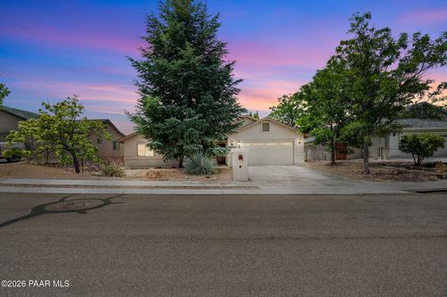 1499 Magnolia Ln, Prescott, AZ, 86301-7606 | Card Image