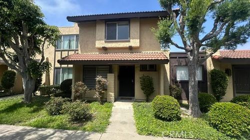14951 Malaga Plz, Westminster, CA, 92683-5421 | Card Image