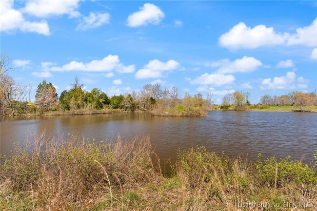 1110 W Helton Rd, Home with 3 bedrooms, 3 bathrooms and null parking in Scottsburg IN | Image 10