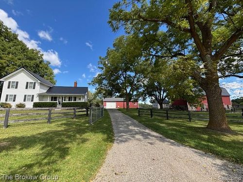 4025 Hollow Corners Rd, Dryden, MI, 48428-9789 | Card Image