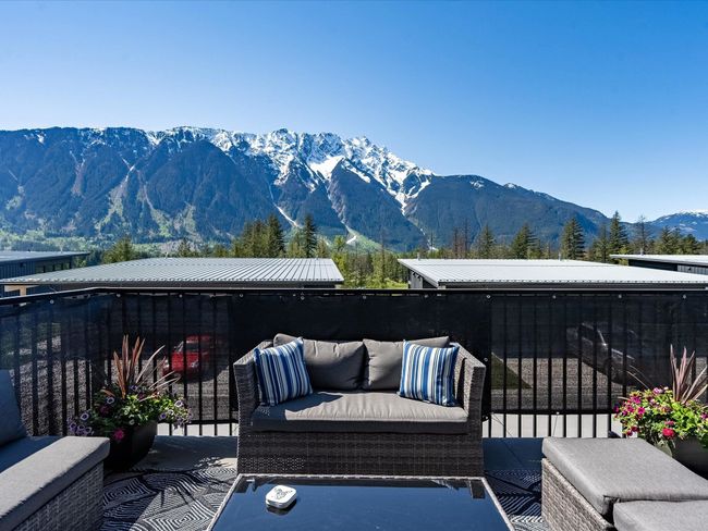 43 - 4000 Sunstone Way, Home with 4 bedrooms, 3 bathrooms and 4 parking in Pemberton BC | Image 9