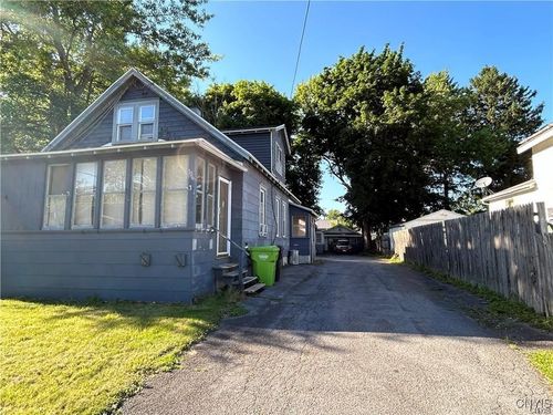 106 Garden City Dr, Syracuse, NY, 13211-1467 | Card Image