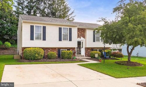 9427 Bellhall Dr, BALTIMORE, MD, 21236-4773 | Card Image