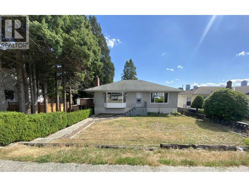 5410 Parker St, Burnaby, BC, V5B1Z7 | Card Image