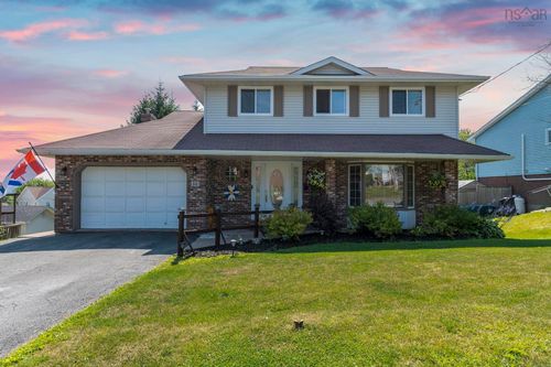 121 Greenwich Dr, Dartmouth, NS, B2V2N5 | Card Image