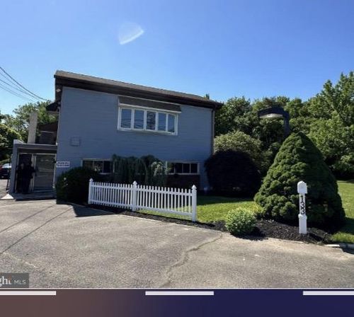 133 Us Highway 130, Bordentown, NJ, 08505-2217 | Card Image