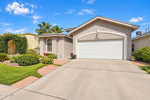 2094 Crystal Ridge St, El Paso, TX, 79938-7752 | Card Image