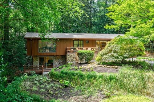 1860 Meredith Dr Nw, Atlanta, GA, 30318-2625 | Card Image