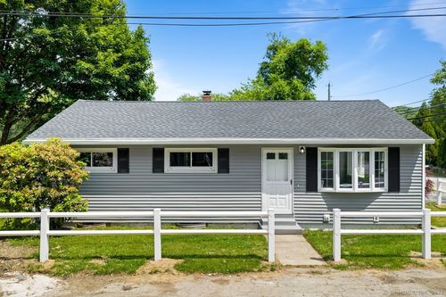 20 Stonington Rd, Norwich, CT, 06360-4860 | Card Image