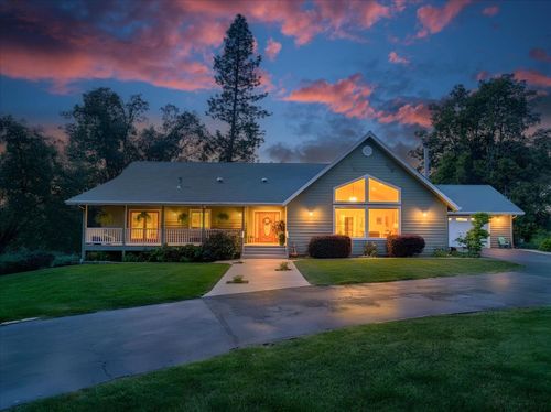 5564 Parker Dr, Mariposa, CA, 95338-9767 | Card Image