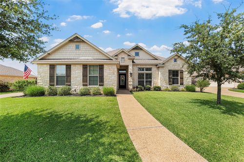 403 Silver Spur Trl, Mcgregor, TX, 76657-4168 | Card Image