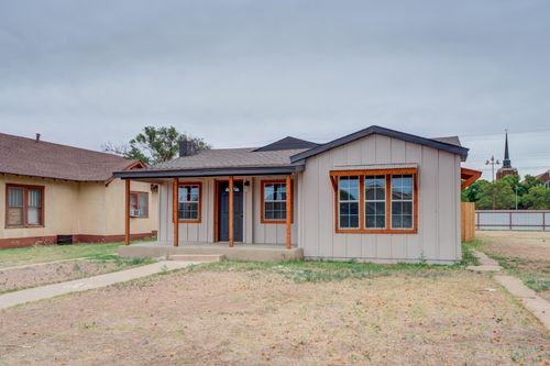 315 W Garza St, Slaton, TX, 79364-4027 | Card Image