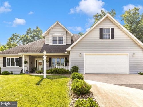 6945 Augusta National, FAYETTEVILLE, PA, 17222-9410 | Card Image