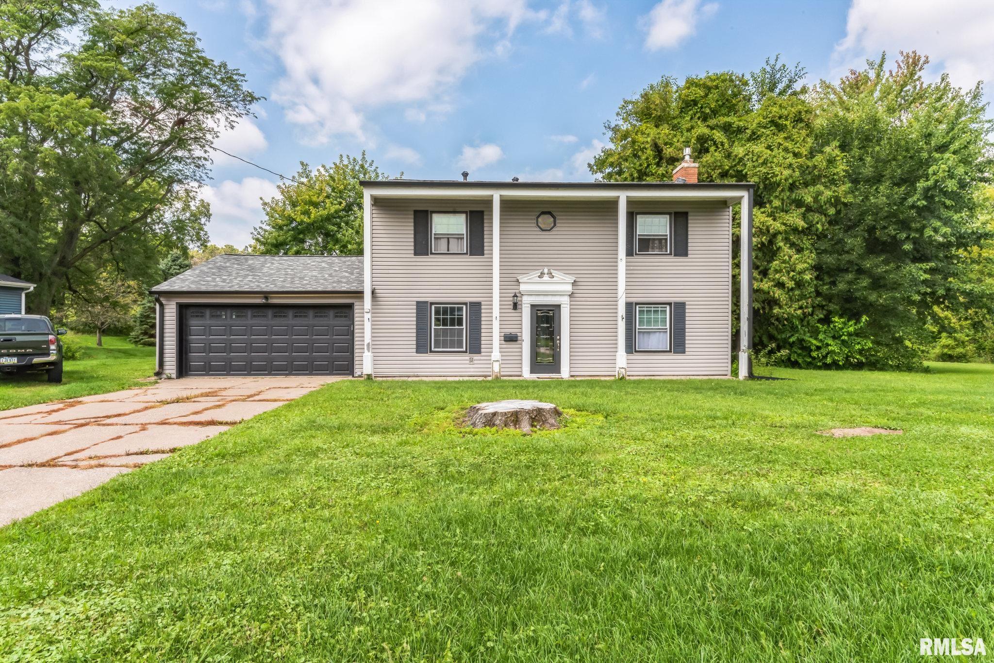 Jersey Ridge Rd, Davenport, IA 52803