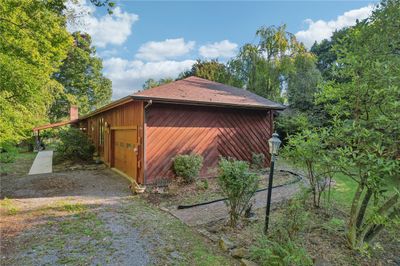 8815 Peters Rd, House other with 3 bedrooms, 2 bathrooms and null parking in Adams Twp PA | Image 1