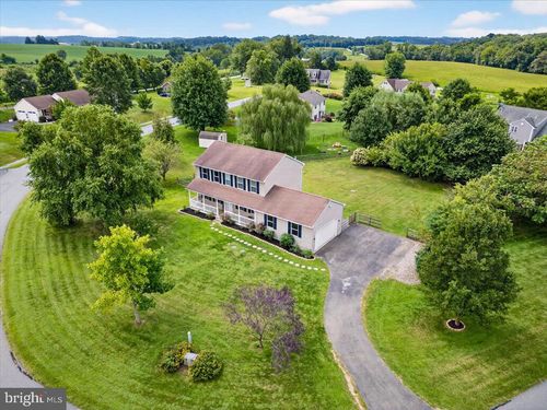 101 Railway Dr, Kirkwood, PA, 17536-9803 | Card Image