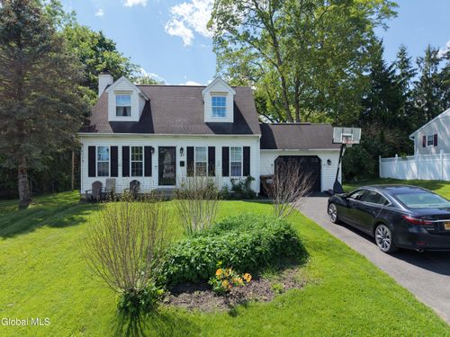 27 Ridge Rd, Ravena, NY, 12143-1624 | Card Image