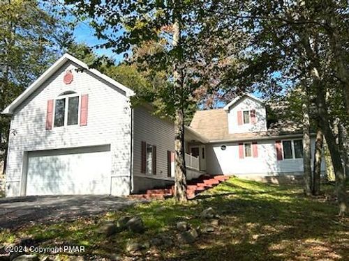 2170 Pine Valley Dr, Tobyhanna, PA, 18466-8073 | Card Image