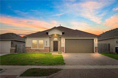 6913 Mets Ct, Corpus Christi, TX, 78414-4272 | Card Image