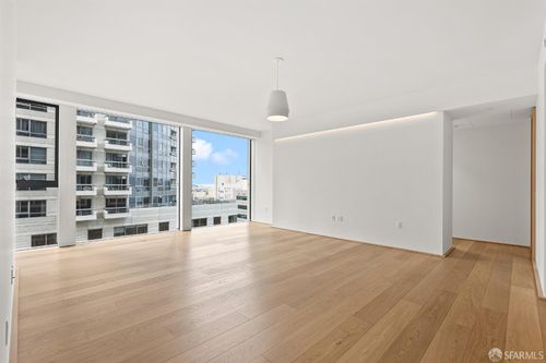 905-1 Steuart Ln, San Francisco, CA, 94105-1329 | Card Image