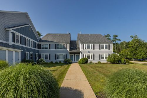 310 Springbrook Cir, Portsmouth, NH, 03801-5627 | Card Image