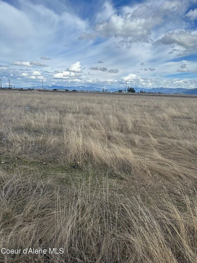 4398 E Bogie Dr, Home with 0 bedrooms, 0 bathrooms and null parking in Post Falls ID | Image 4