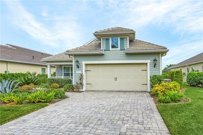 19866 Coconut Harbor Cir, House other with 3 bedrooms, 2 bathrooms and null parking in Fort Myers FL | Image 3