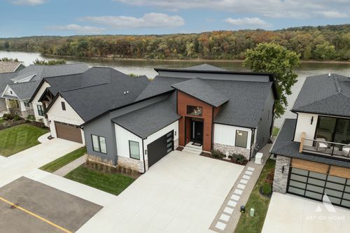 309 Leeward Way, Ottawa, IL, 61350-9816 | Card Image