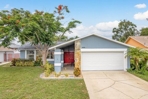 8629 Wolf Den Trl, PORT RICHEY, FL, 34668-2060 | Card Image