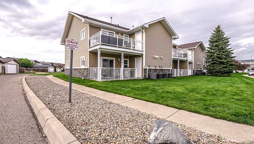 60 Northlands Lane Ne, Medicine Hat, AB, T1C0A8 | Card Image