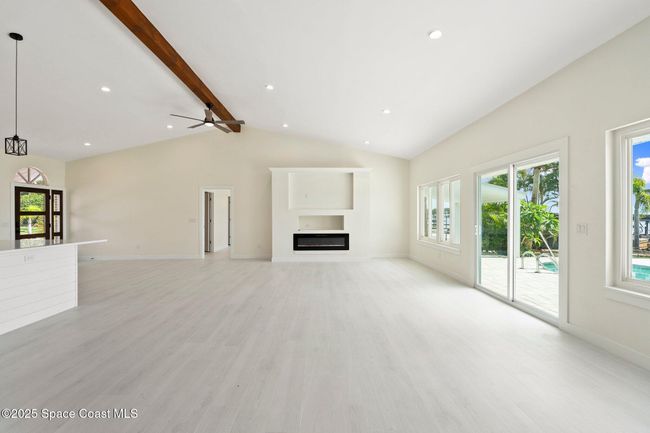 9670 Riverview Dr, House other with 4 bedrooms, 3 bathrooms and null parking in Sebastian FL | Image 14