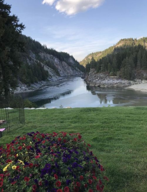 105 Lehigh Ave, Metaline Falls, WA, 99153-5120 | Card Image