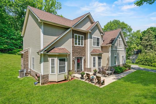 41 Moison Rd N, Blauvelt, NY, 10913-1414 | Card Image