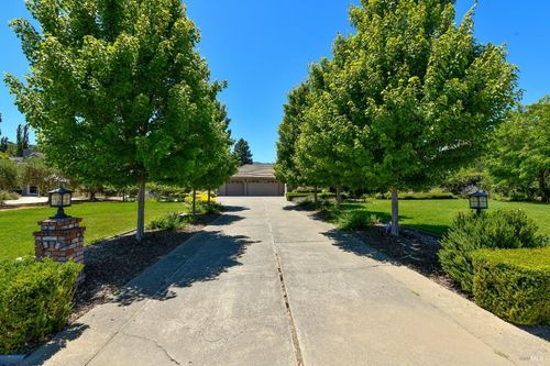 1269 Victoria Dr, Saint Helena, CA, 94574-1500 | Card Image