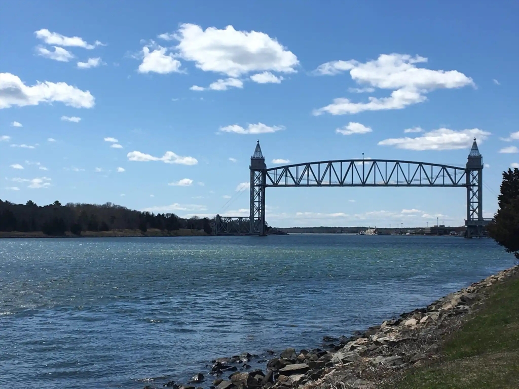 Washington Ave, Buzzards Bay, MA 02532